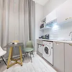 Js Modern Downtown Studios-self Check-in