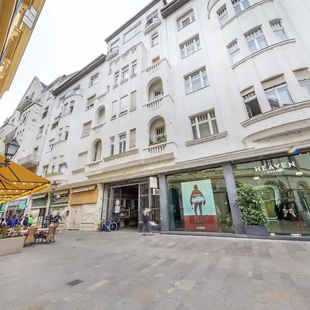 Js Modern Downtown Studios-self Check-in Budapeste