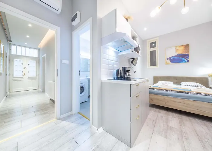 شقة Js Modern Downtown Studios-self Check-in *