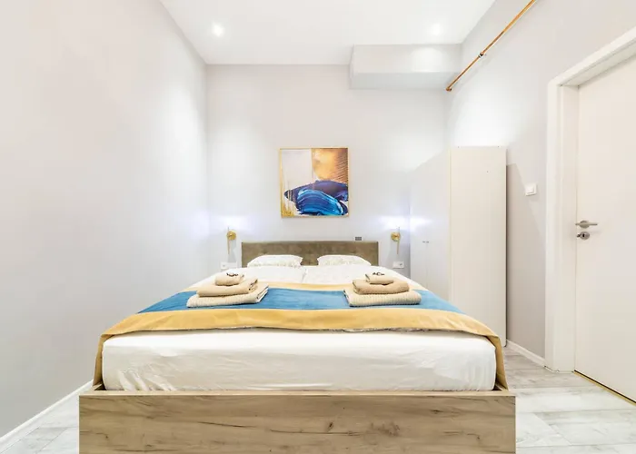 Js Modern Downtown Studios-self Check-in *